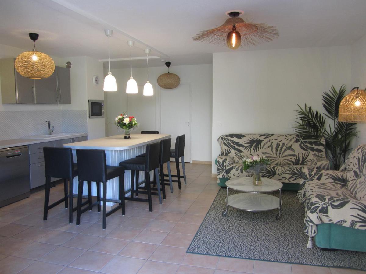 Appartement Les Cigales Rez De Jardin A 10Mn Des Plus Belles Plages Hyères Kültér fotó